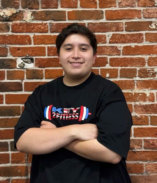 Yahir, Team member